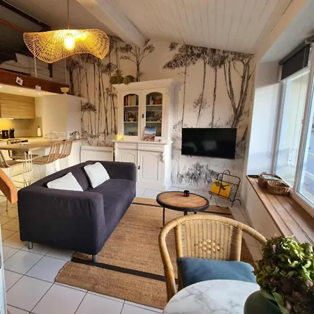 Le Citrus - Sejour Cosy En Plein Centre Historique Daire Montaigu-Vendee